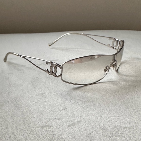 CHANEL  vintage silver gradient Swarovski CC’s sunglasses. - Picture 2 of 16